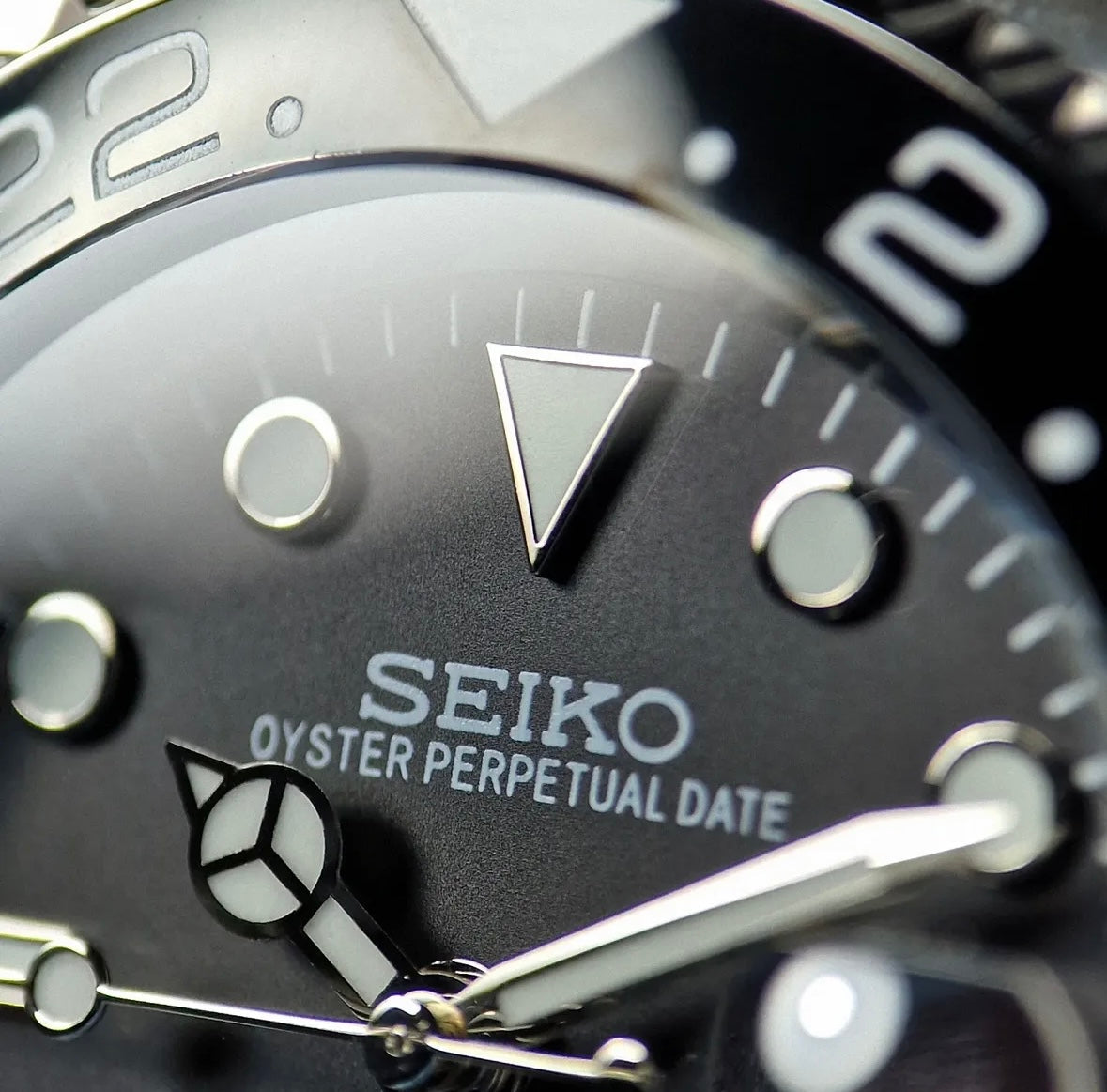 SEIKOGMT CLASSIC BATMAN MEN'S MOD WATCH
